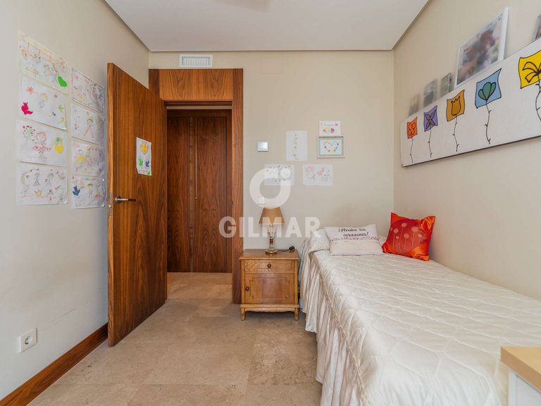 Apartment for Sale in Madrid, Madrid 8