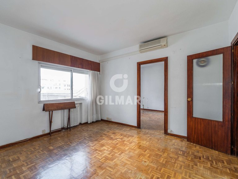 Apartment for Sale in Madrid, Madrid 2