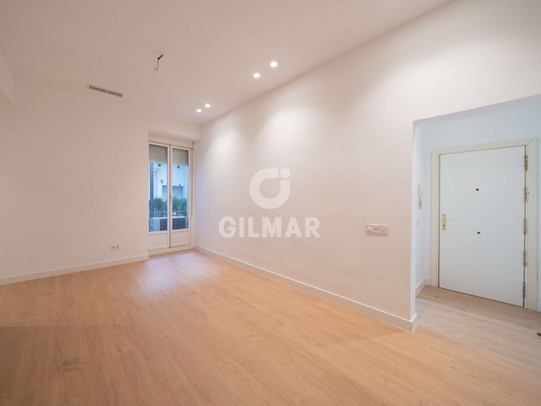 Apartment for Sale in Madrid, Madrid 5