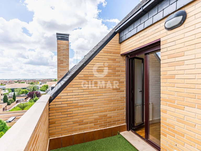 Town House for Sale in Boadilla Del Monte, Madrid 36