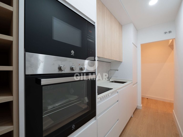 Apartment for Sale in Madrid, Madrid 17
