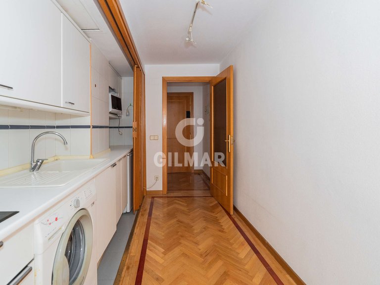 Apartment for Sale in Madrid, Madrid 26