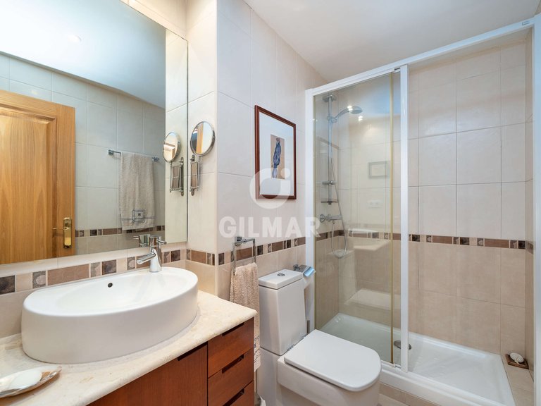Apartment for Sale in Madrid, Madrid 27