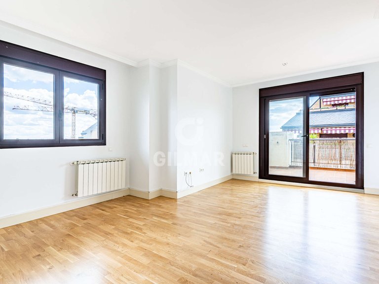 Town House for Sale in Boadilla Del Monte, Madrid 12