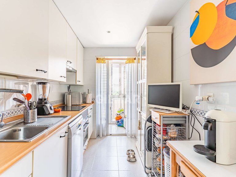 Apartment for Sale in Madrid, Madrid 13