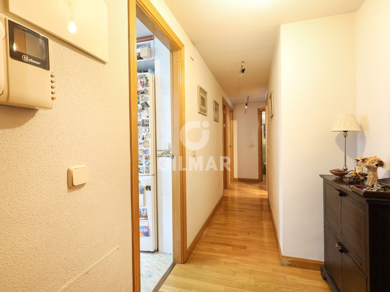 Apartment for Sale in Madrid, Madrid 8