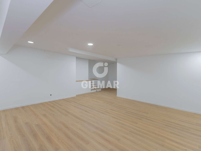 Commercial for Rent in Madrid, Madrid 5