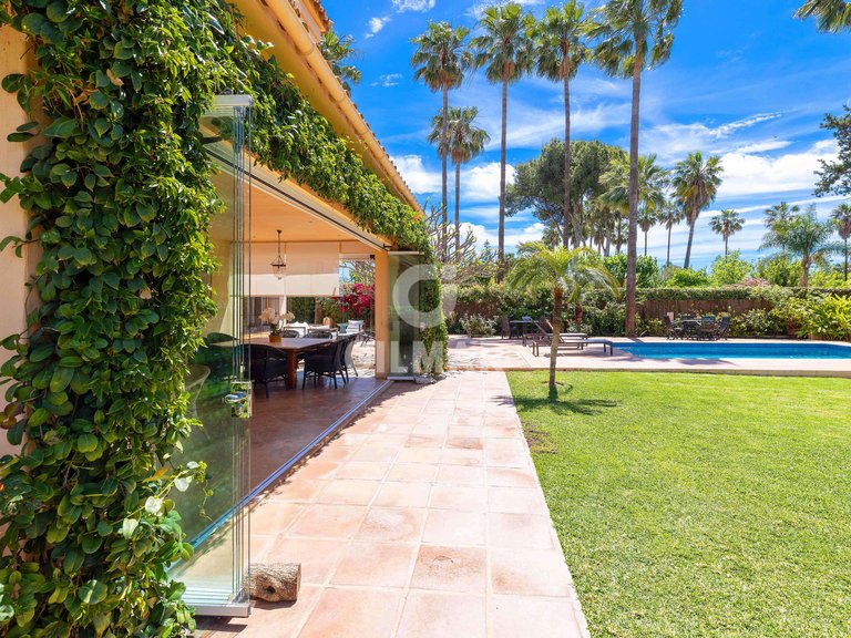 Villa for Sale in MÁlaga, Malaga 17