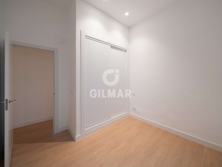 Apartment for Sale in Madrid, Madrid 27