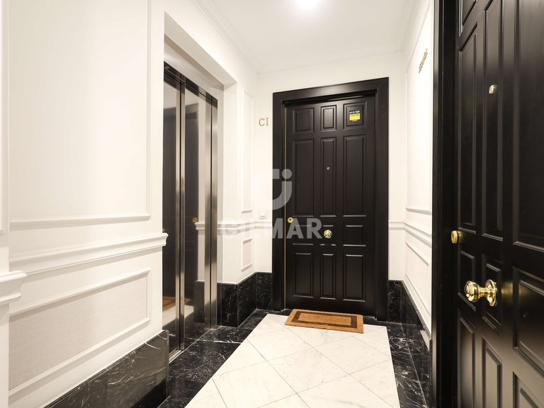 Apartment for Sale in Madrid, Madrid 27