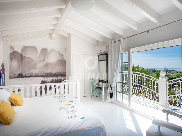 Villa for Sale in Estepona, Malaga 6