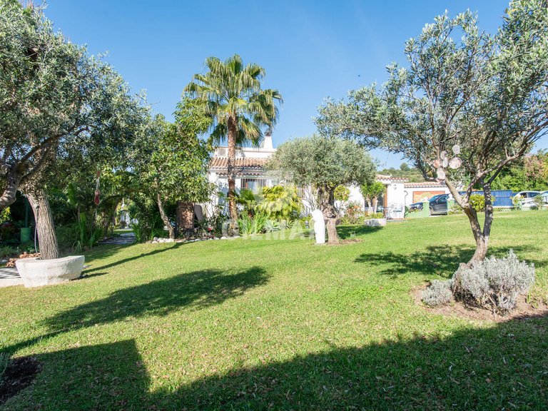 Villa for Sale in Estepona, Malaga 4