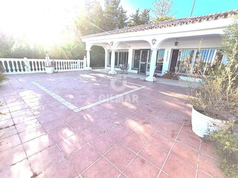 Villa for Sale in El ParaÍso, Malaga 22