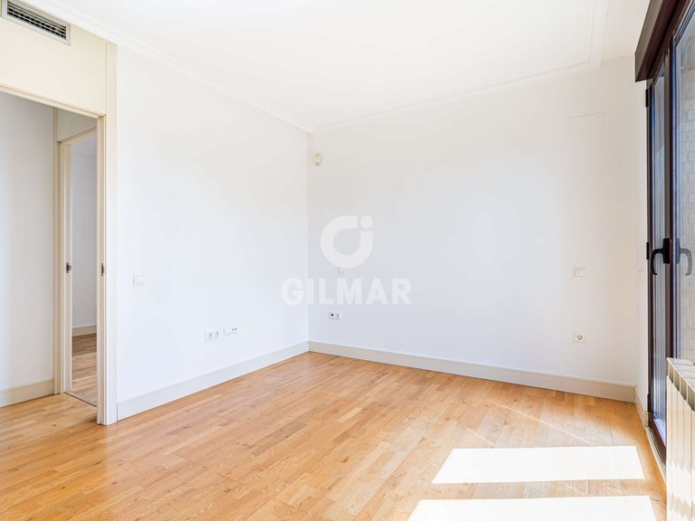 Town House for Sale in Boadilla Del Monte, Madrid 26