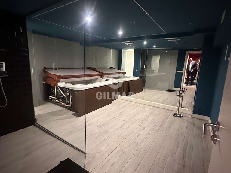 Commercial for Sale in Madrid, Madrid 4
