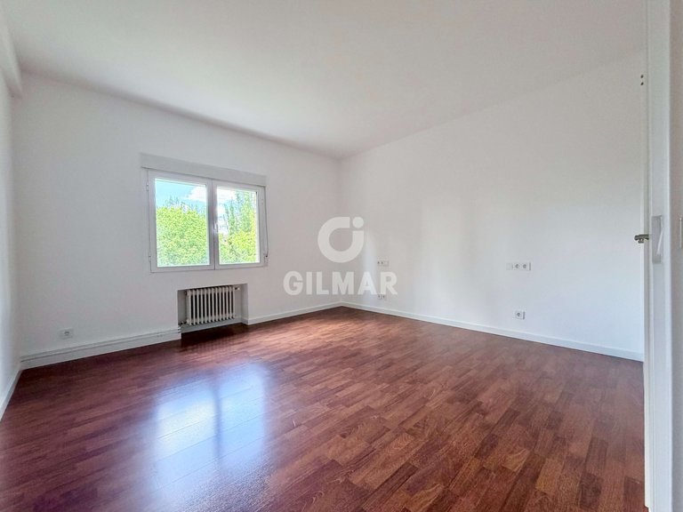 Apartment for Rent in Madrid, Madrid 21