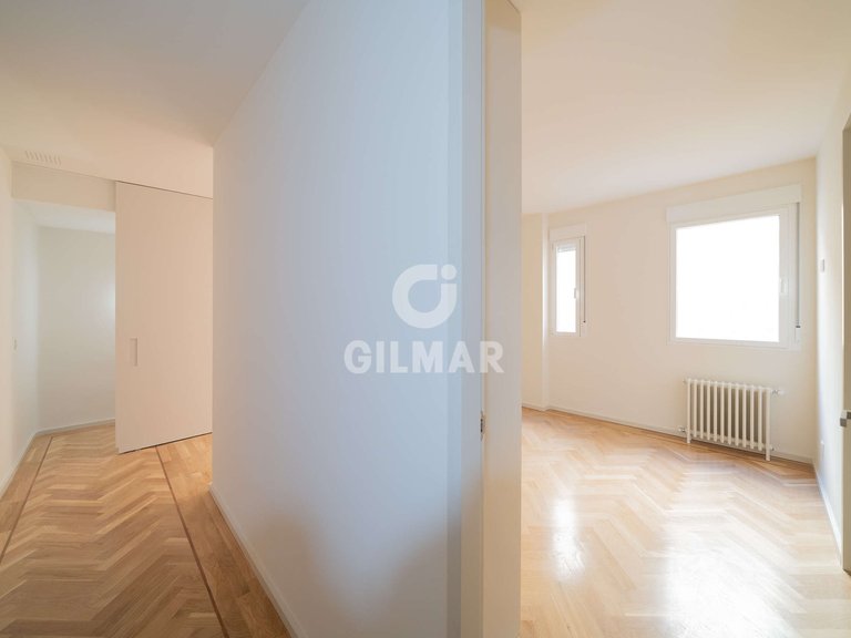 Apartment for Sale in Madrid, Madrid 28