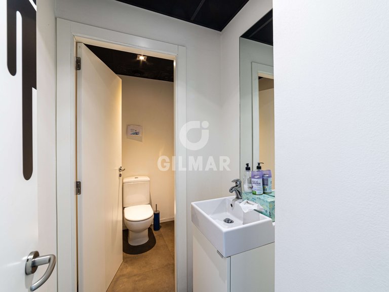 Commercial for Rent in Madrid, Madrid 22