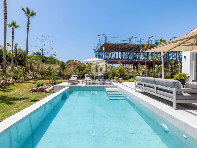 Villa for Sale in Casares, Malaga 2