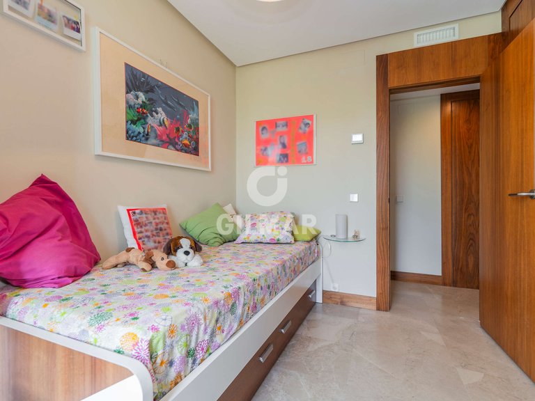 Apartment for Sale in Madrid, Madrid 11