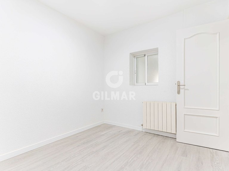 Apartment for Sale in Madrid, Madrid 26