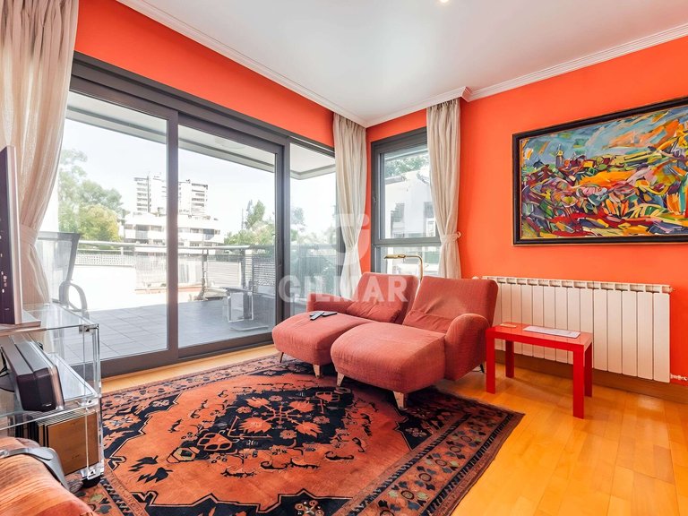 Town House for Sale in Madrid, Madrid 16