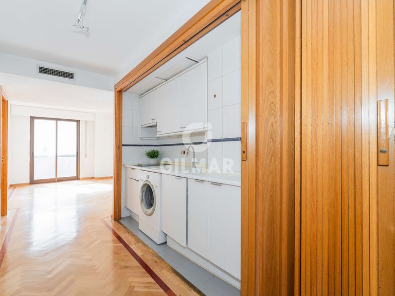 Apartment for Sale in Madrid, Madrid 21