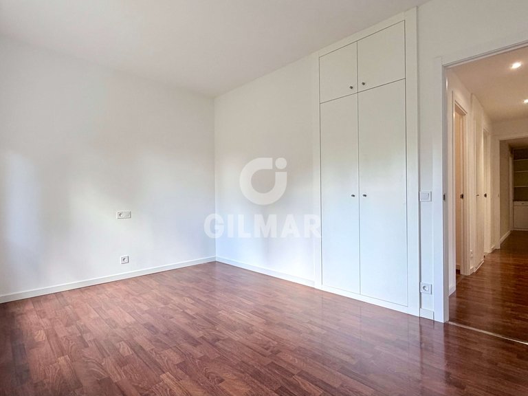 Apartment for Rent in Madrid, Madrid 34