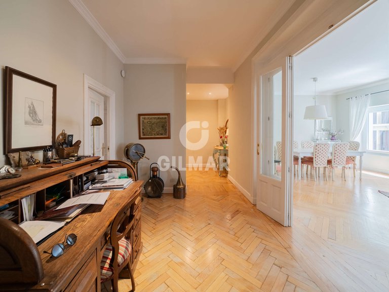 Apartment for Sale in Madrid, Madrid 16