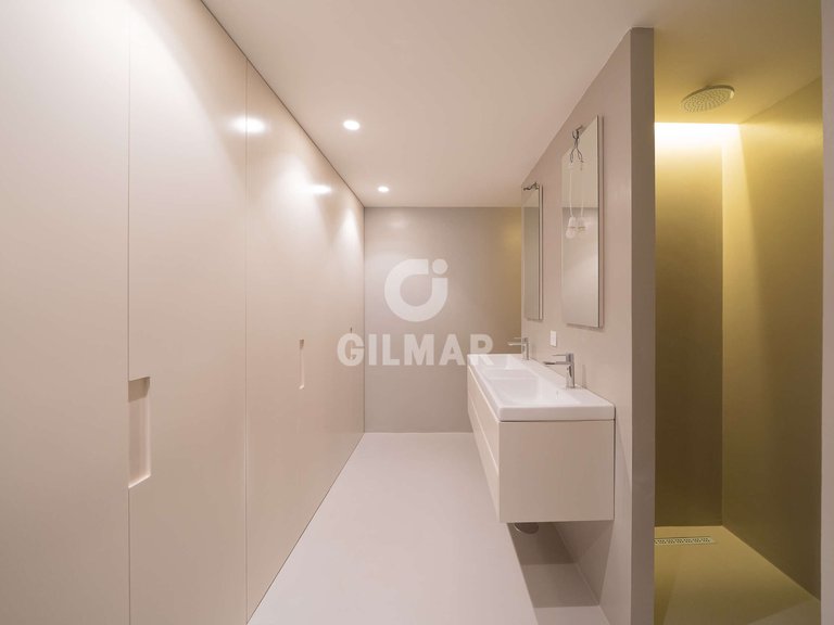 Apartment for Sale in Madrid, Madrid 17