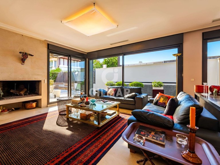 Town House for Sale in Madrid, Madrid 3
