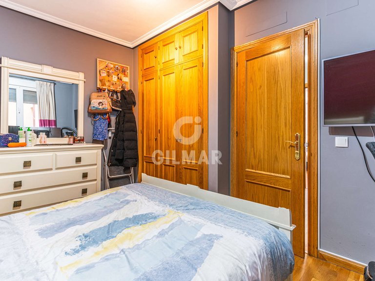 Apartment for Sale in Madrid, Madrid 27
