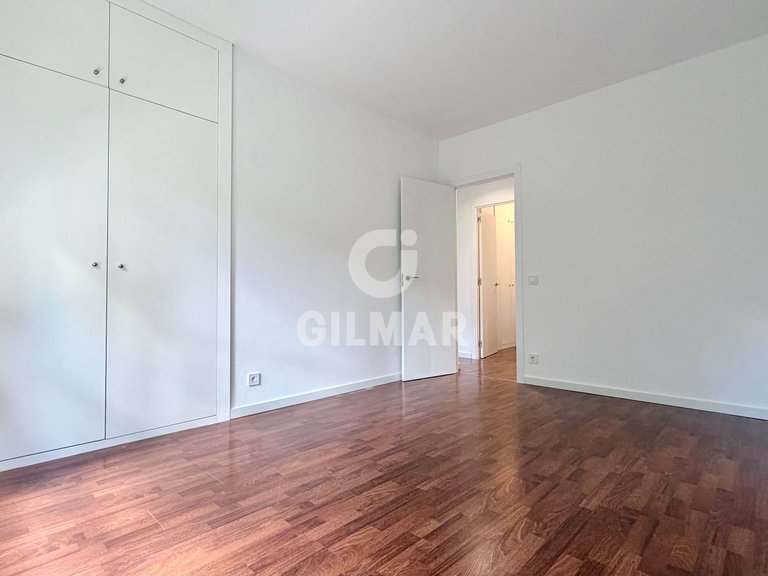 Apartment for Rent in Madrid, Madrid 46