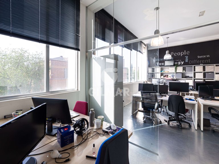 Commercial for Rent in Madrid, Madrid 33