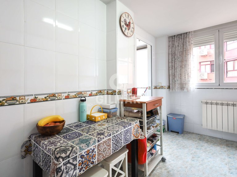 Apartment for Sale in Madrid, Madrid 12