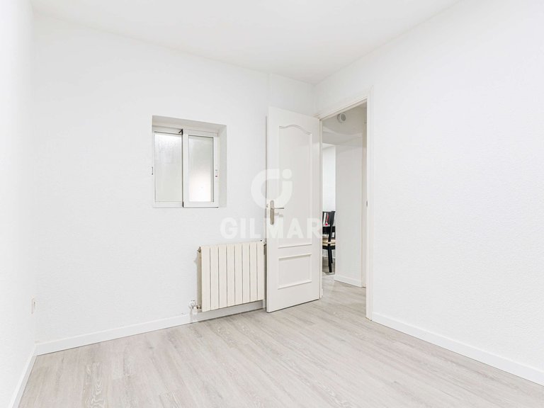 Apartment for Sale in Madrid, Madrid 27