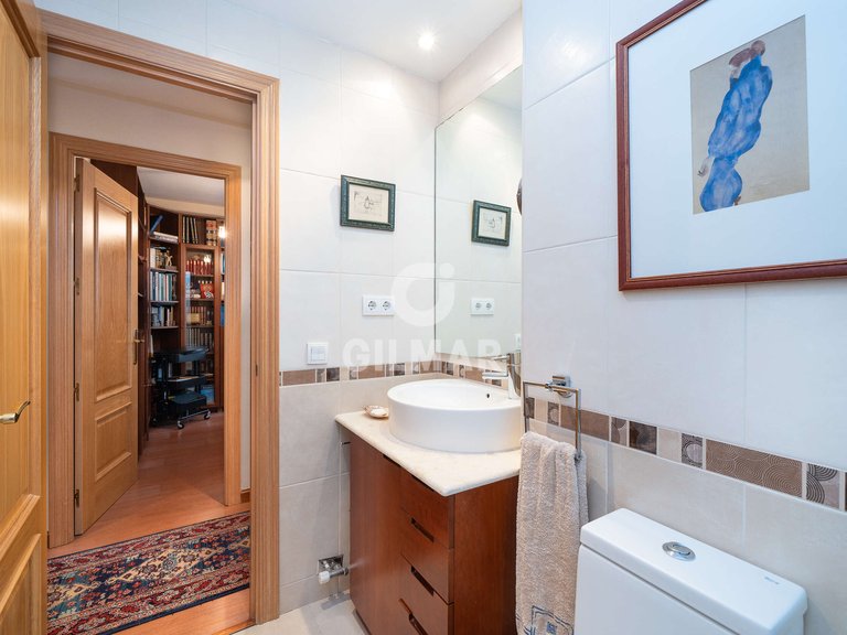 Apartment for Sale in Madrid, Madrid 28