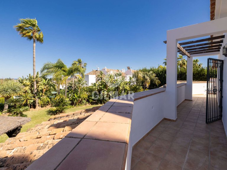 Villa for Sale in Estepona, Malaga 46