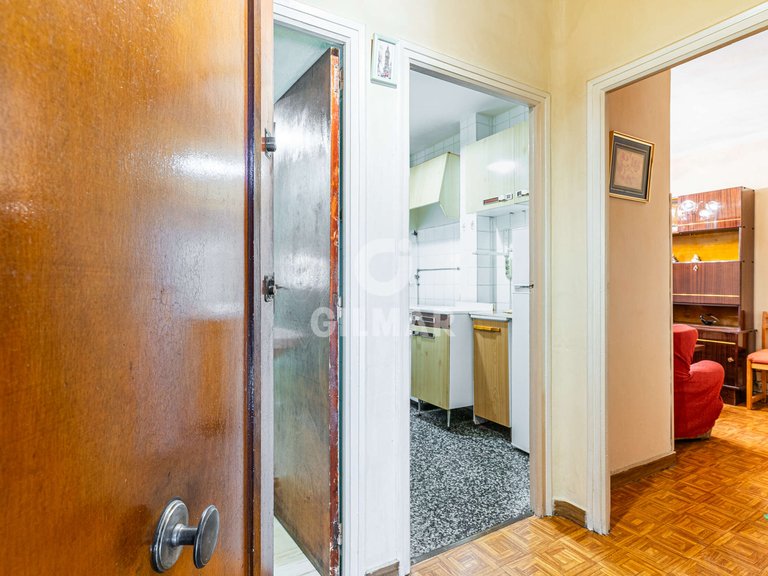 Apartment for Sale in Madrid, Madrid 2