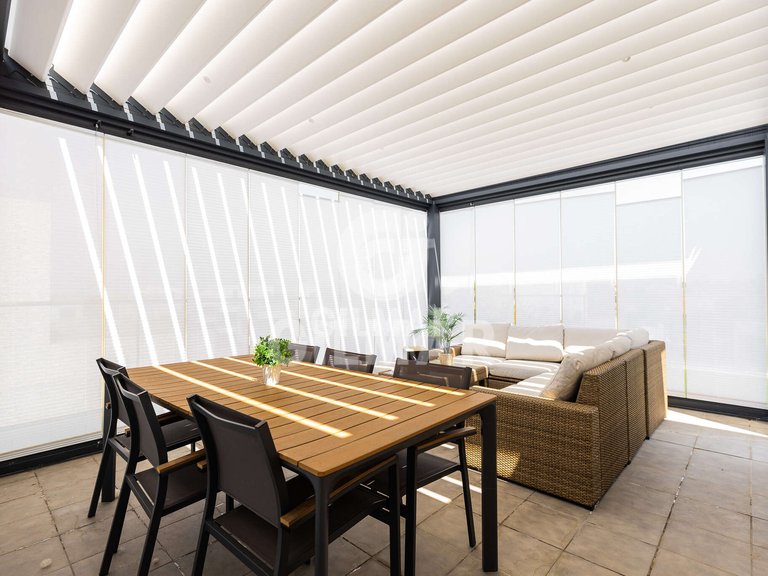 Villa for Rent in Madrid, Madrid 10