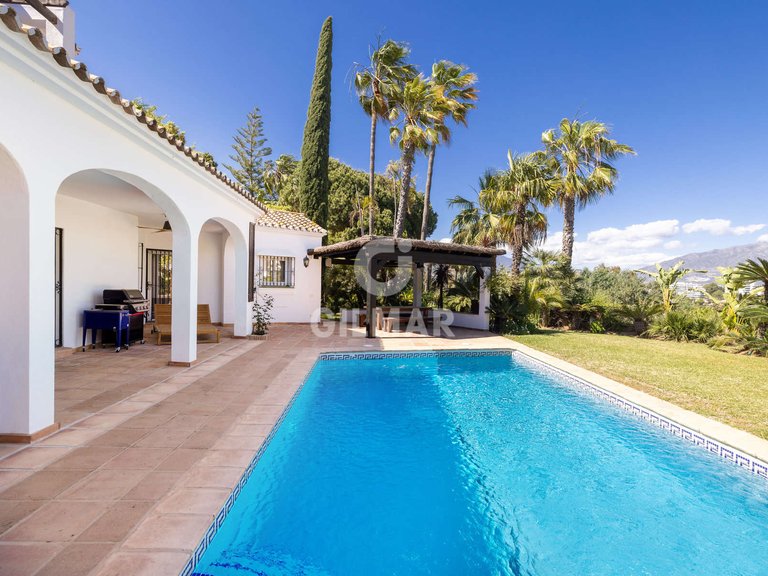Villa for Sale in Estepona, Malaga 2