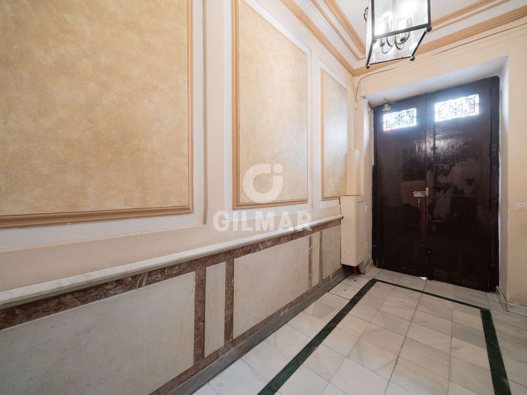 Apartment for Sale in Madrid, Madrid 18