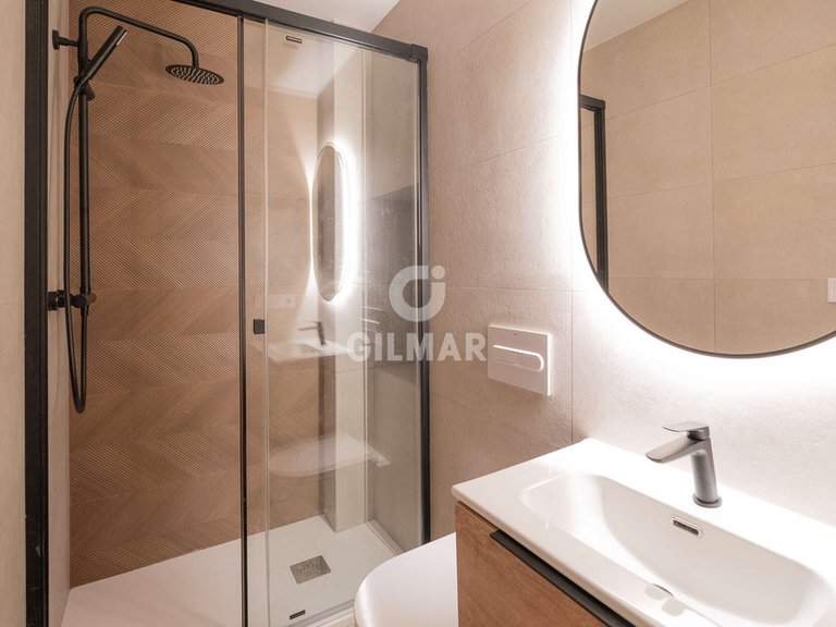 Apartment for Sale in Madrid, Madrid 24