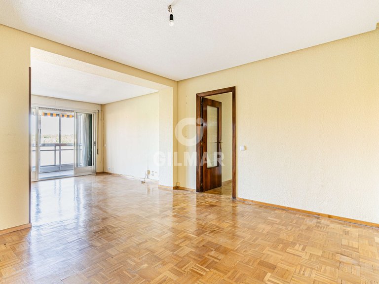 Apartment for Sale in Madrid, Madrid 6