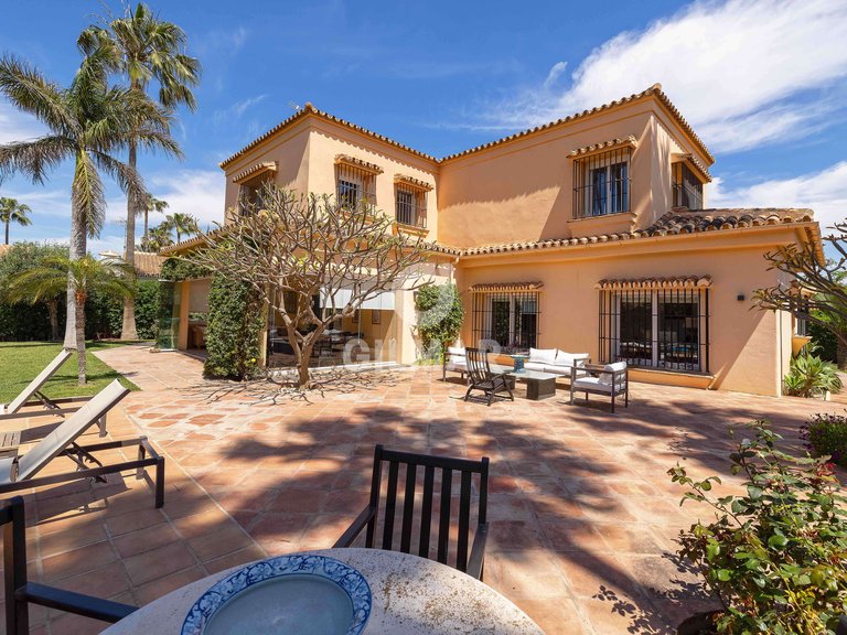 Villa for Sale in MÁlaga, Malaga 11