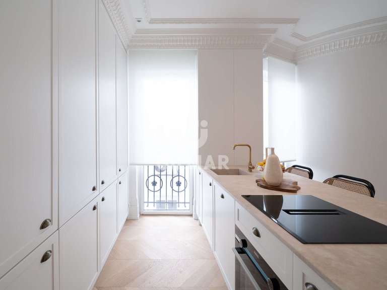 Apartment for Sale in Madrid, Madrid 14