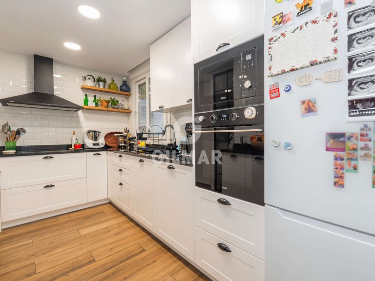 Apartment for Sale in Madrid, Madrid 11