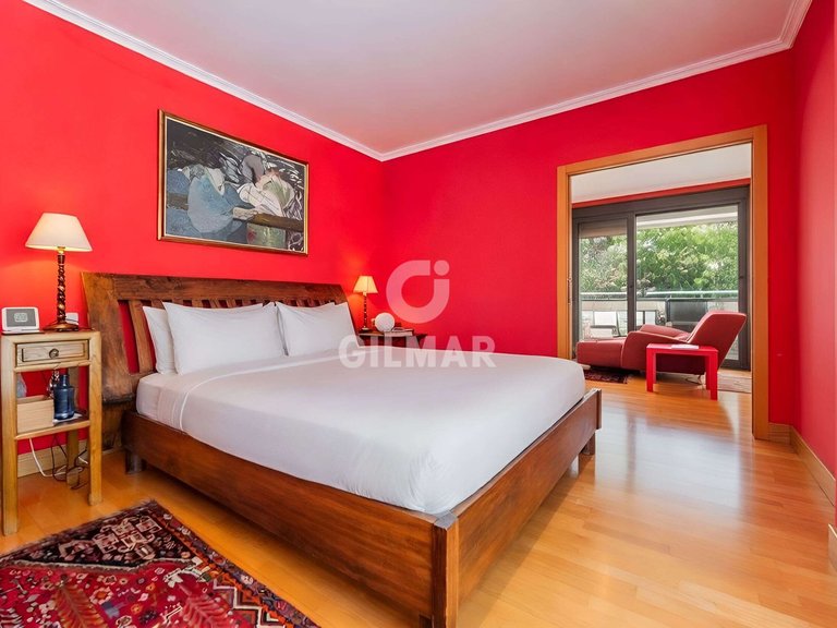 Town House for Sale in Madrid, Madrid 11