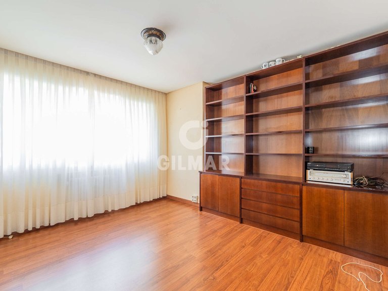 Apartment for Sale in Madrid, Madrid 23
