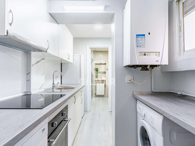 Apartment for Sale in Madrid, Madrid 19